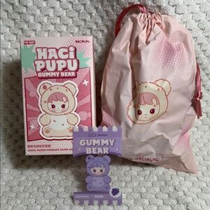 Pop Mart Haci Pupu Grape Gummy Bear Vinyl Face Pendant